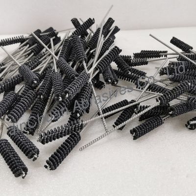 Щелкующие щетки для точной полировки отверстий и обработки внутренних отверстий, установленные на инструментах фрезерных машин с ЧПУ